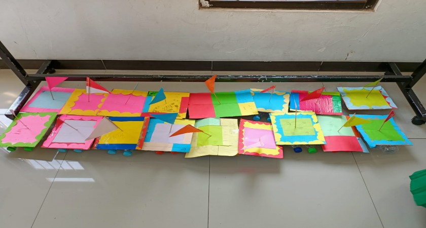 Membuat Kerajinan Tangan (Kegiatan Pra Libur)